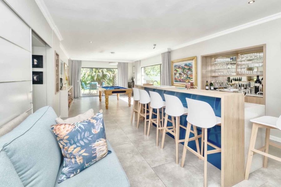 4 Bedroom Property for Sale in Hermanus Heights Western Cape